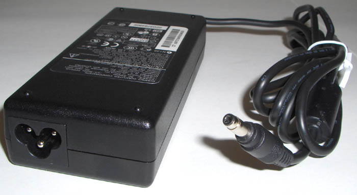 CMYK - HP AC Adapter - 239705-001